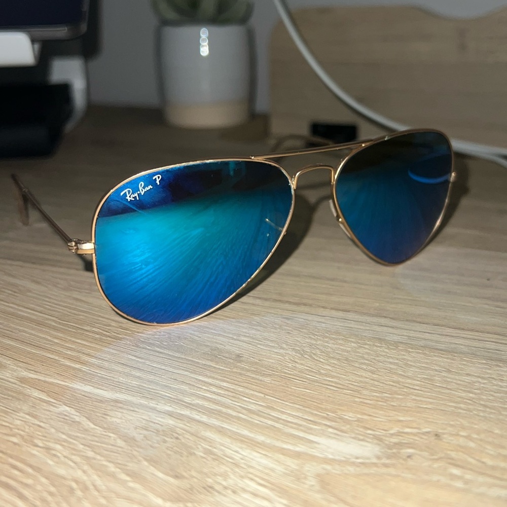 Ray Ban Blue Aviator Flash Lenses